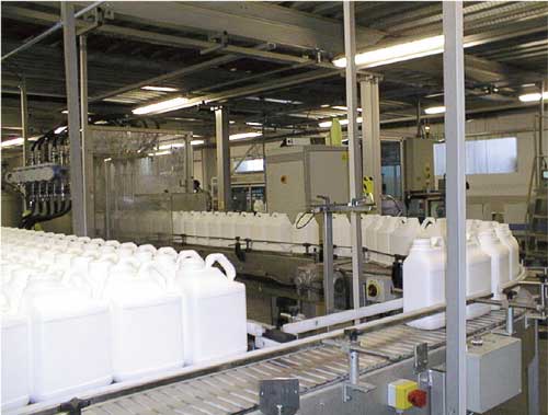 Fully automated packaging line in plant 32 commissioned in 2000 initially for BASF.